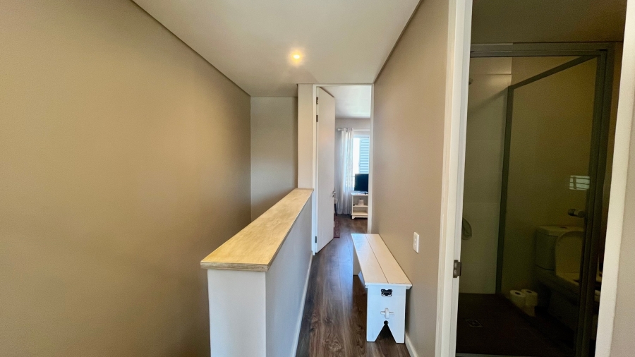 2 Bedroom Property for Sale in Somerset Lakes Western Cape